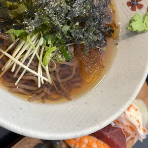 황금참치 사진