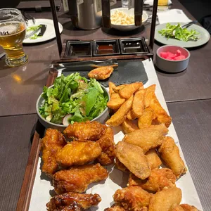교촌필방 사진