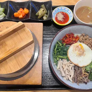 솔찬솥밥 사진