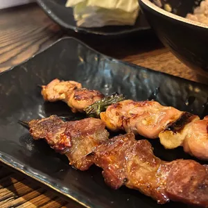 토리아에즈 사진