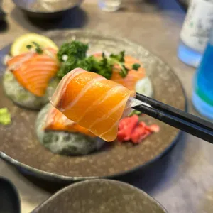 사케앤살몬 사진