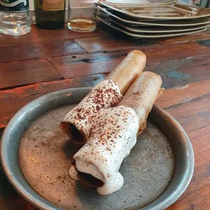 소굴 사진