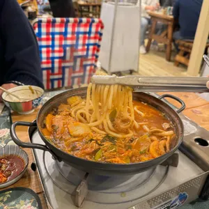 모다다 사진