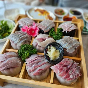 진양호 횟집 사진