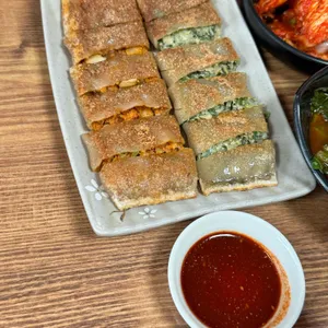 백년초 바지락 칼국수 사진