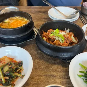 청기와 사진