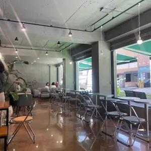 피너클 커피바 리뷰 사진