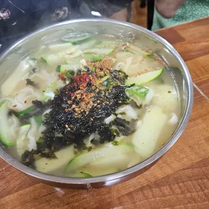 향촌칼국수 사진