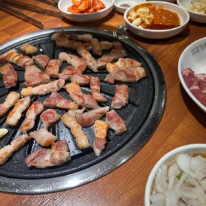 고기싸롱 사진