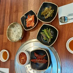 삼돌멸치쌈밥 사진