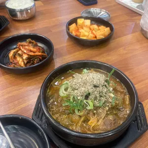 본가 왕뼈감자탕 사진