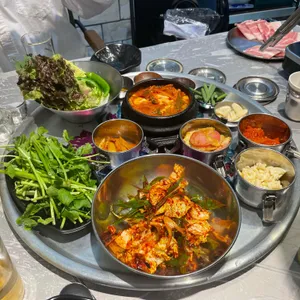 청춘상회 사진