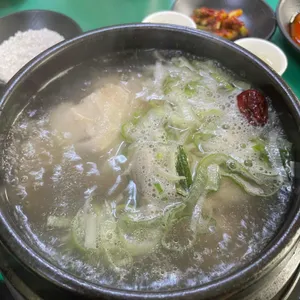 한방정통삼계탕 사진
