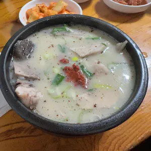 명산식당 사진