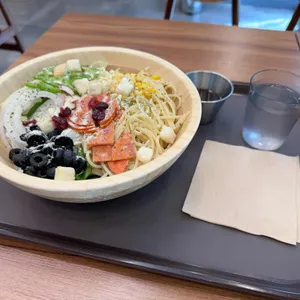 달리는커피 사진