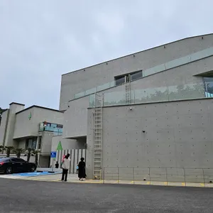 헤이든 리뷰 사진