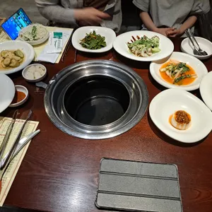 육산 사진
