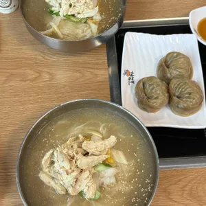 밀빛초계국수 리뷰 사진
