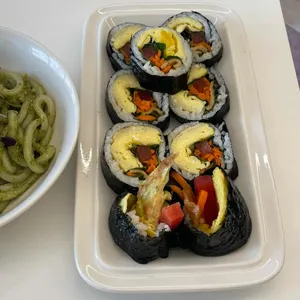 샐러마리 사진