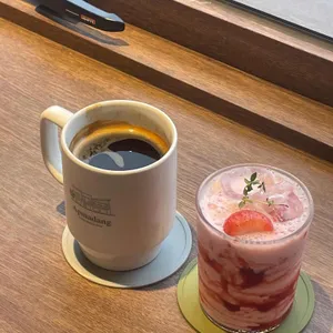 앞마당 사진