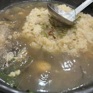 황제능이버섯백숙삼계탕 사진