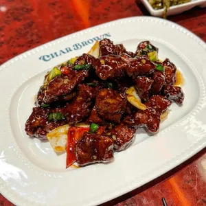 차알 브라운 사진