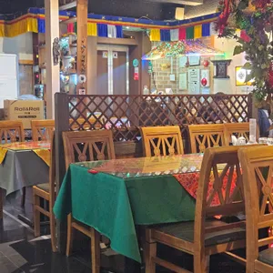 구르카 인도레스토랑 리뷰 사진