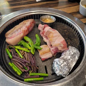 돼지집딸 사진