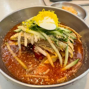 진주냉면 사진