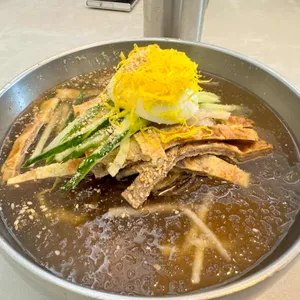 진주냉면 사진