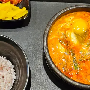 부대통령뚝배기 사진