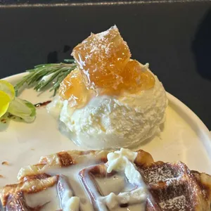 그레이 커피 리뷰 사진