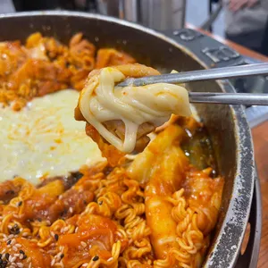 장인닭갈비 사진