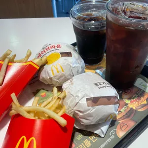 맥도날드 사진