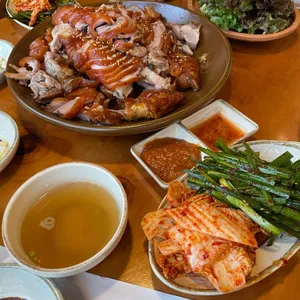 가장맛있는족발 사진