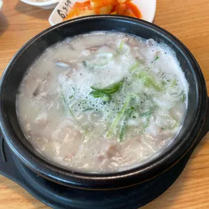 돈수백 사진