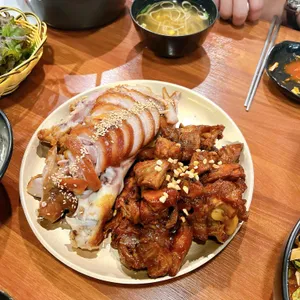 내인생최고의족발 사진