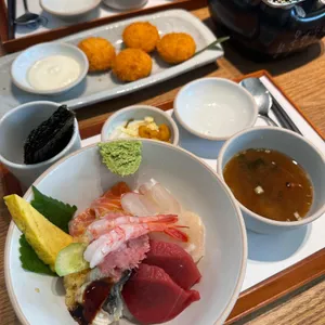 오복수산참치 사진