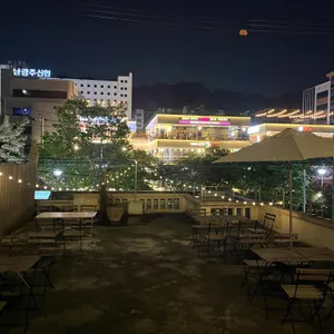 카페 퀜쳐 리뷰 사진