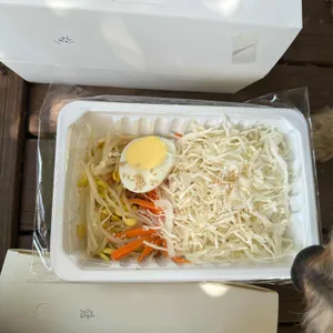 런던테이블 사진