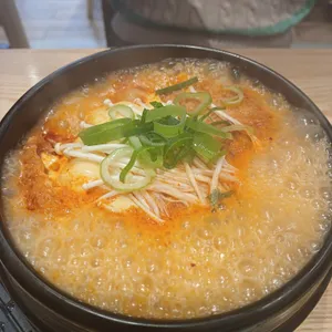 송옥  사진