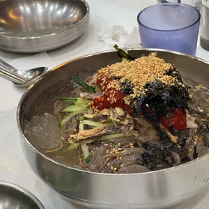 예손가손칼국수 사진