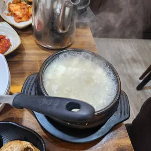 왕릉순두부보쌈 사진