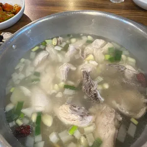 예진 닭한마리 산낙지 사진