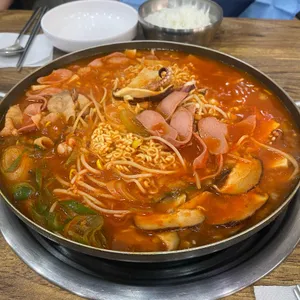 윤대감부대찌개 사진