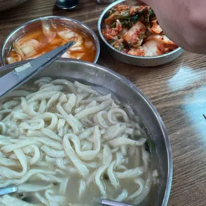 홍두깨칼국수 사진