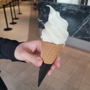 폴 바셋 사진