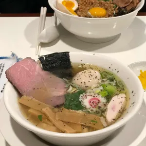 후타츠 사진