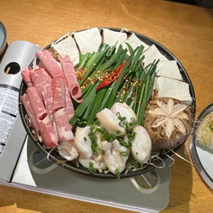 라스트춘선 홍대 사진