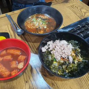 빨간지붕 사진 1